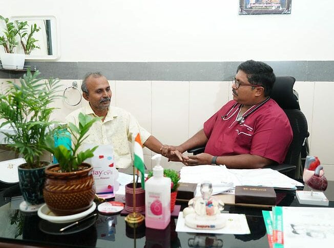 Dr P Srinivasa Chowdary, Dr P Srinivasa Chowdary Cardiologist, Aayush Hospital Vijayawada, Best Cardiologist in Vijayawada, Cardiology Expert Andhra Pradesh, Aayush NRI LEPL Healthcare, Dr P S Chowdar